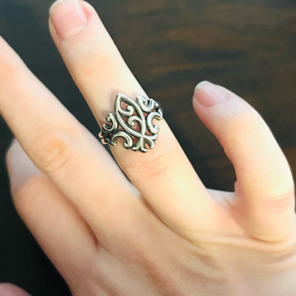 James Avery, Sterling Silver Script Ichthus Ring (Ret.), Near Perfect Condition